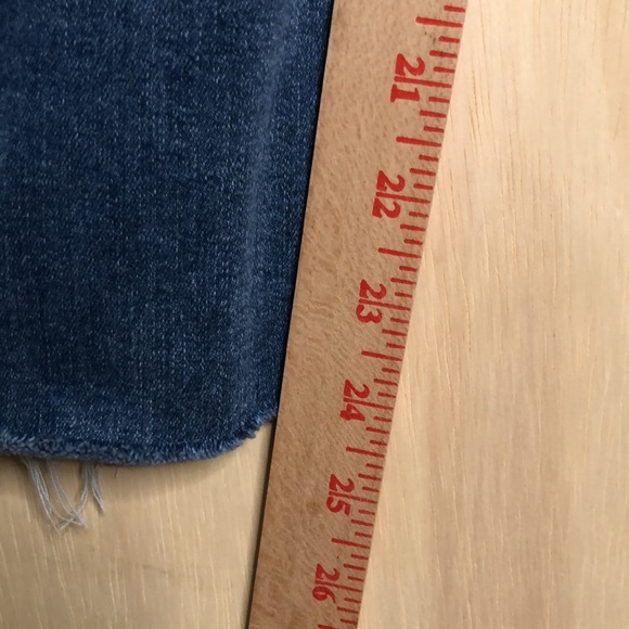 Express jeans button fly. Size 2 short. - Picture 9 of 14